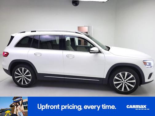 White 2020 Mercedes-Benz GLB 250