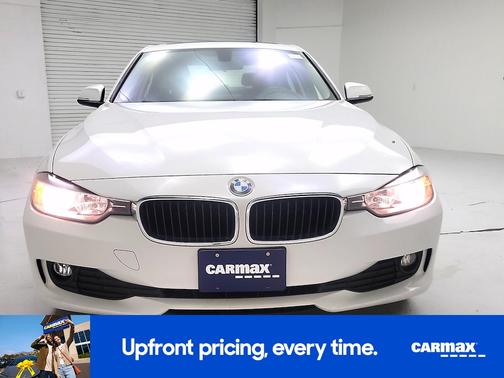 White 2015 BMW 320 XI