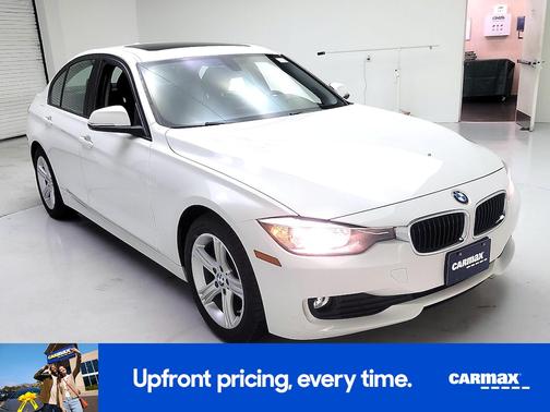 White 2015 BMW 320 XI Sedan