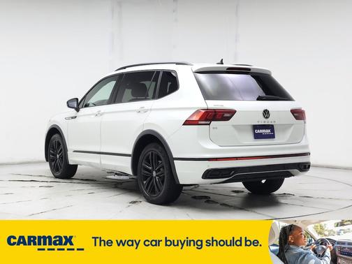 2022 Volkswagen Tiguan SE R-Line Black