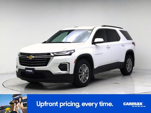 White 2023 Chevrolet Traverse LT Cloth