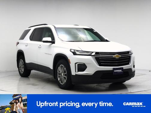 White 2023 Chevrolet Traverse LT Cloth