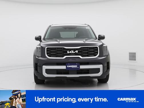 Gray 2025 Kia Telluride S
