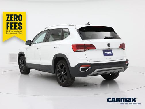 White 2024 Volkswagen Taos SE