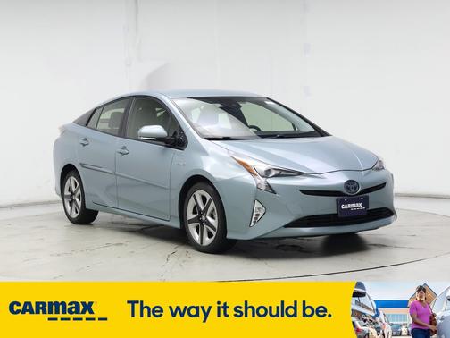 2016 Toyota Prius Three Touring