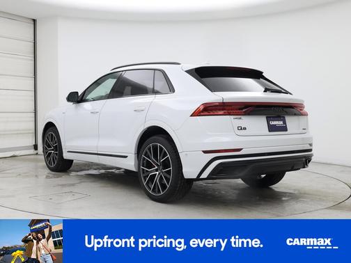 White 2023 Audi Q8 Premium Plus