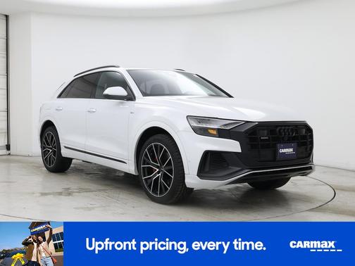 White 2023 Audi Q8 Premium Plus