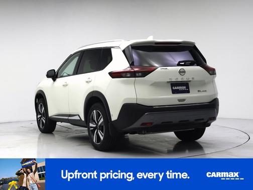 White 2023 Nissan Rogue SL