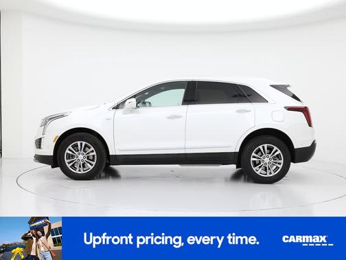 White 2022 Cadillac XT5 Premium Luxury