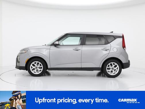 Silver 2022 Kia Soul LX