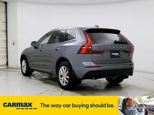 2021 Volvo XC60 T6 Momentum
