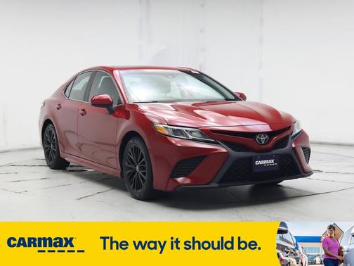 2019 Toyota Camry SE