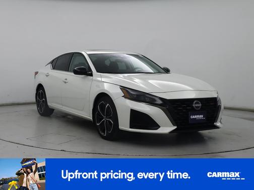 2023 Nissan Altima SR