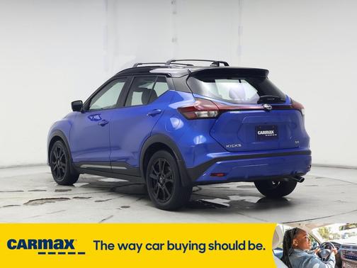 2023 Nissan Kicks SR
