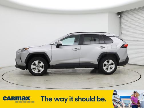2020 Toyota RAV4 Hybrid XLE