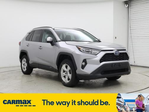 2020 Toyota RAV4 Hybrid XLE