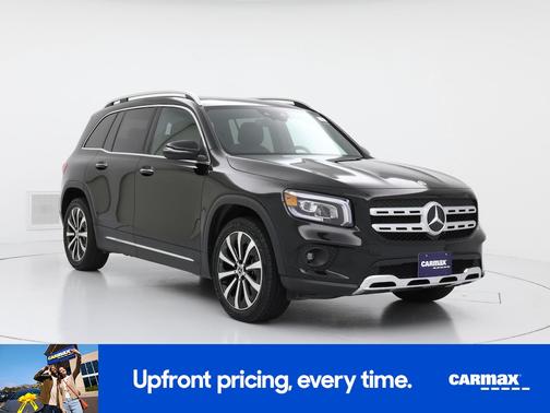 Black 2022 Mercedes-Benz GLB 250