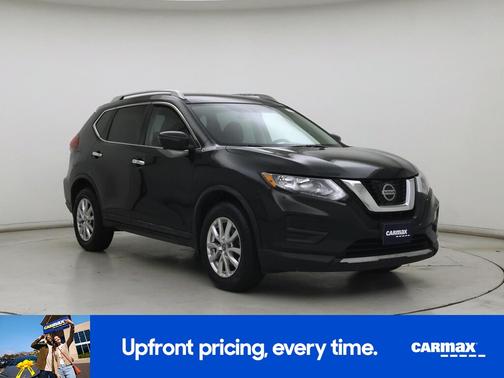 Green 2018 Nissan Rogue SV