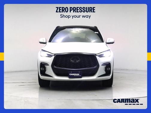 White 2023 INFINITI QX50 Sport