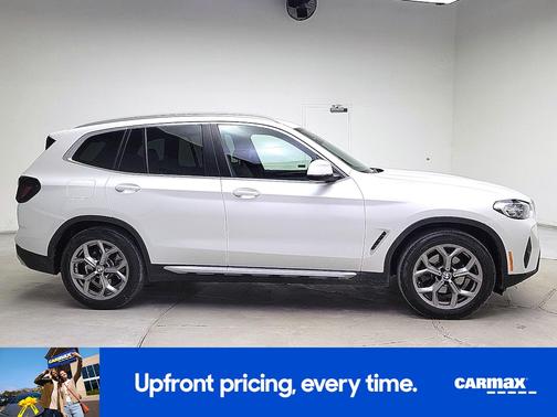 White 2022 BMW X3 XDrive30i