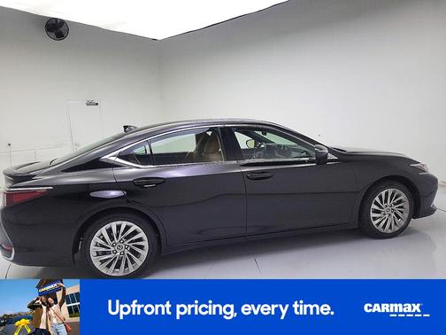 2023 Lexus ES 300h Luxury