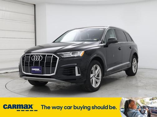 2023 Audi Q7 Premium Plus