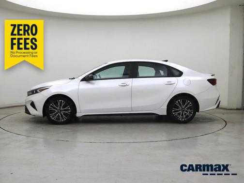 Pearl 2024 Kia Forte GT-Line