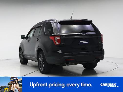 Black 2019 Ford Explorer XLT