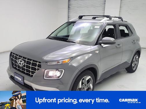 2023 Hyundai VENUE SEL