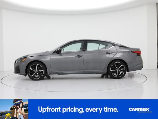 Gray 2024 Nissan Altima SR