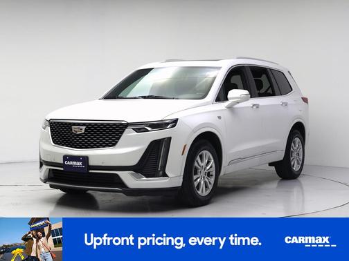 White 2021 Cadillac XT6 Luxury