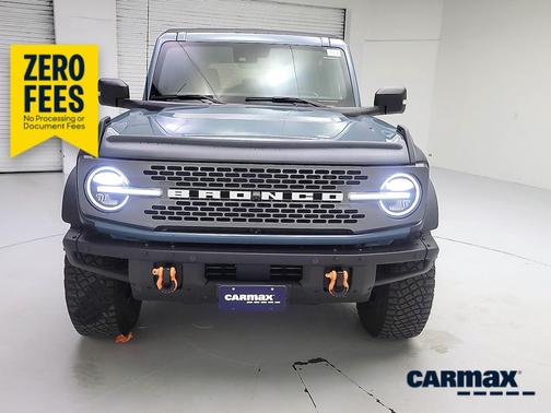 Blue 2022 Ford Bronco Badlands
