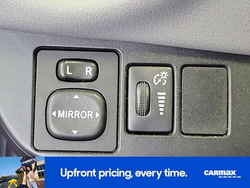 2016 Toyota Yaris LE