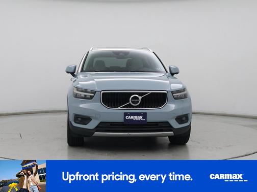 2019 Volvo XC40 T5 Momentum