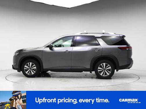 Gray 2023 Nissan Pathfinder SL