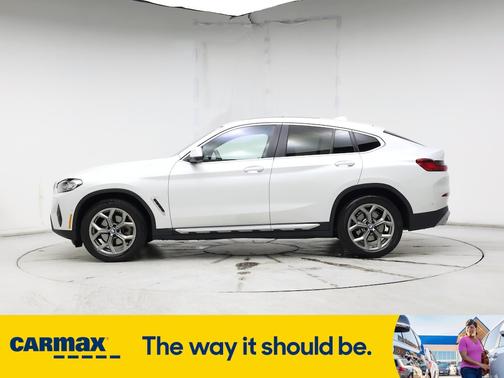 2024 BMW X4 XDrive30i