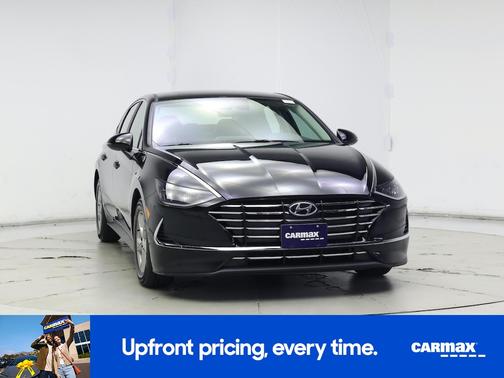 2022 Hyundai SONATA SE