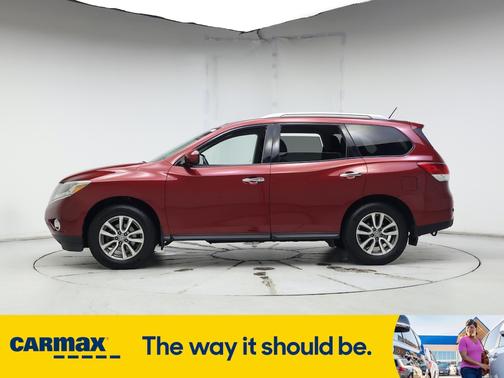 2016 Nissan Pathfinder SV