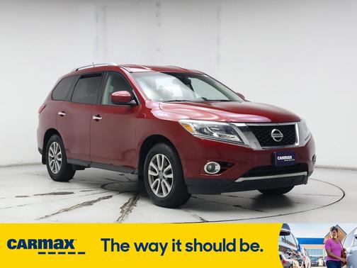 2016 Nissan Pathfinder SV
