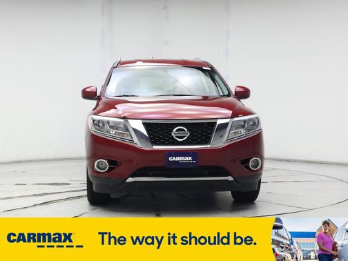 2016 Nissan Pathfinder SV
