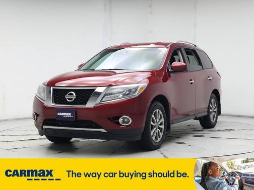 2016 Nissan Pathfinder SV