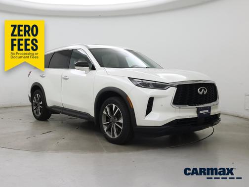 White 2023 INFINITI QX60 Luxe