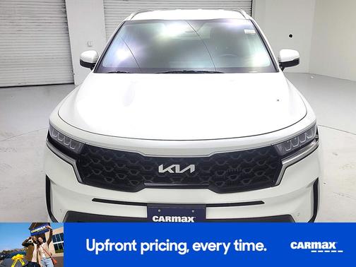 White 2024 Kia Sorento Hybrid EX