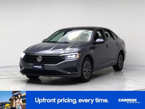 Gray 2019 Volkswagen Jetta SEL
