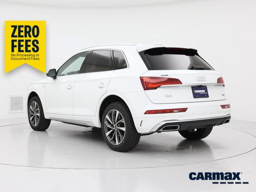 White 2024 Audi Q5 S-Line Premium