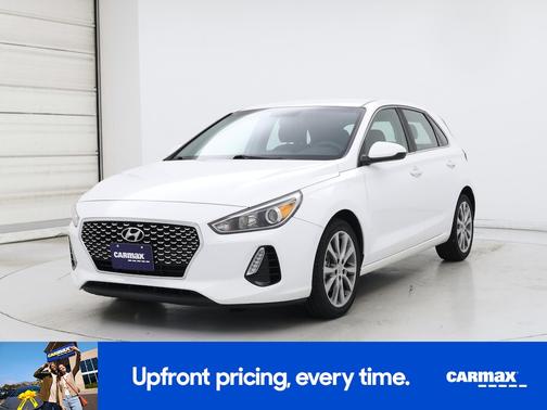 White 2018 Hyundai ELANTRA GT