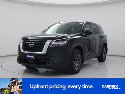2025 Nissan Pathfinder S