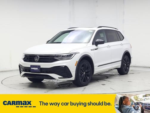 2022 Volkswagen Tiguan SE R-Line Black