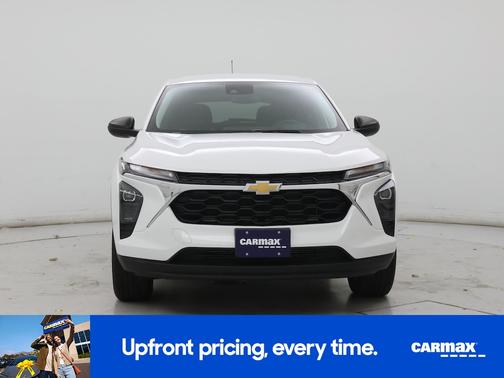 White 2024 Chevrolet Trax LS