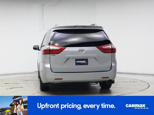 2016 Toyota Sienna XLE